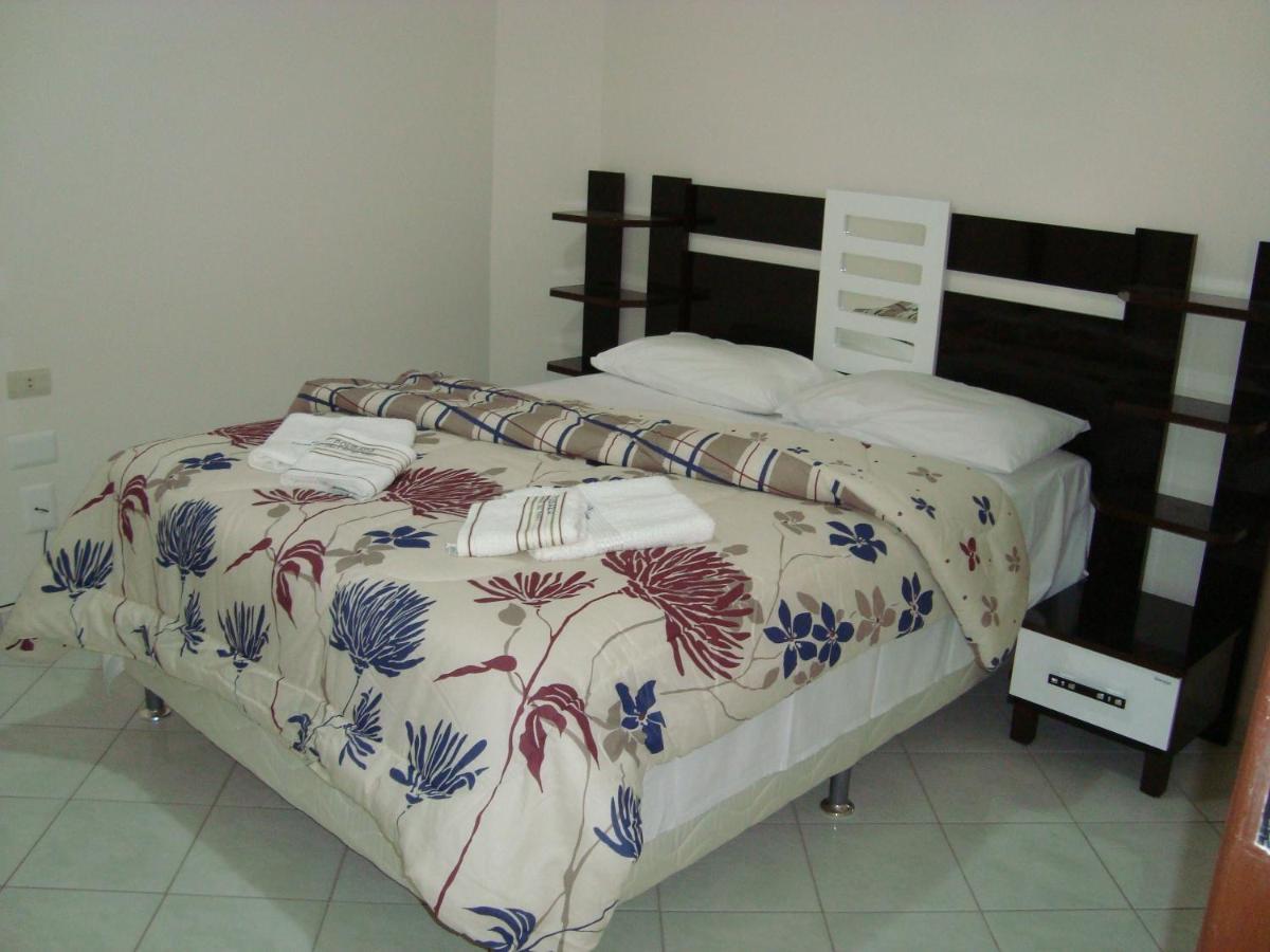 Pousada Aguas Do Rio Pardo Candido Sales ภายนอก รูปภาพ